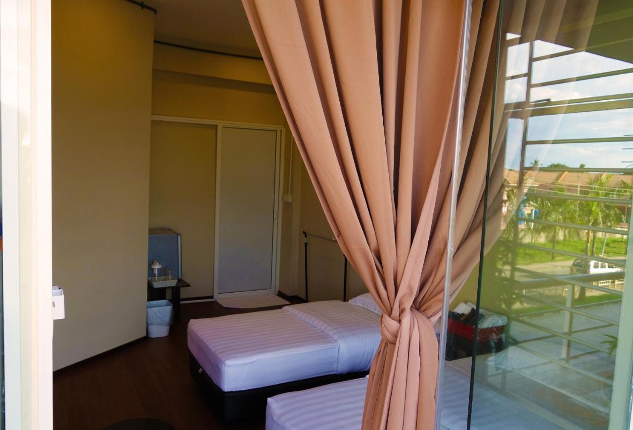 Ae Semporna Guesthouse 极潜旅店 Exteriér fotografie